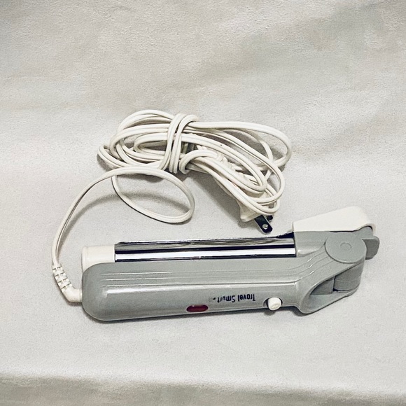 Travel Hair Curling Iron - 1” - Picture 1 of 4